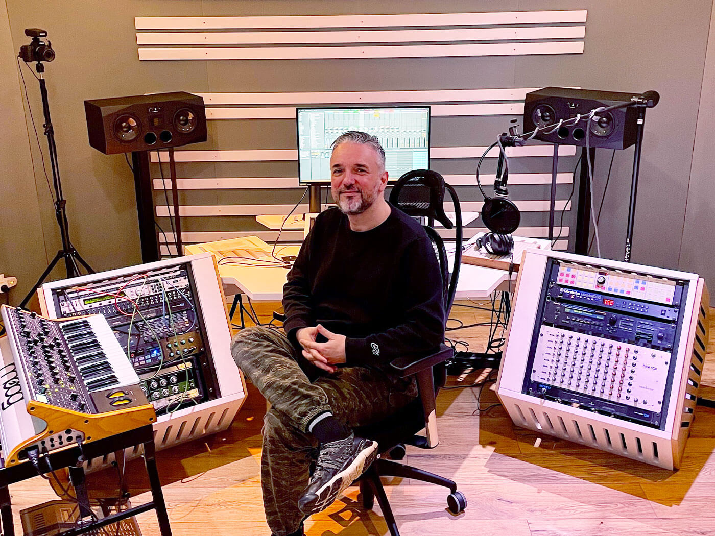 Marc Romboy presenta Sigani Meomchun junto a John Digweed y Nick Muir