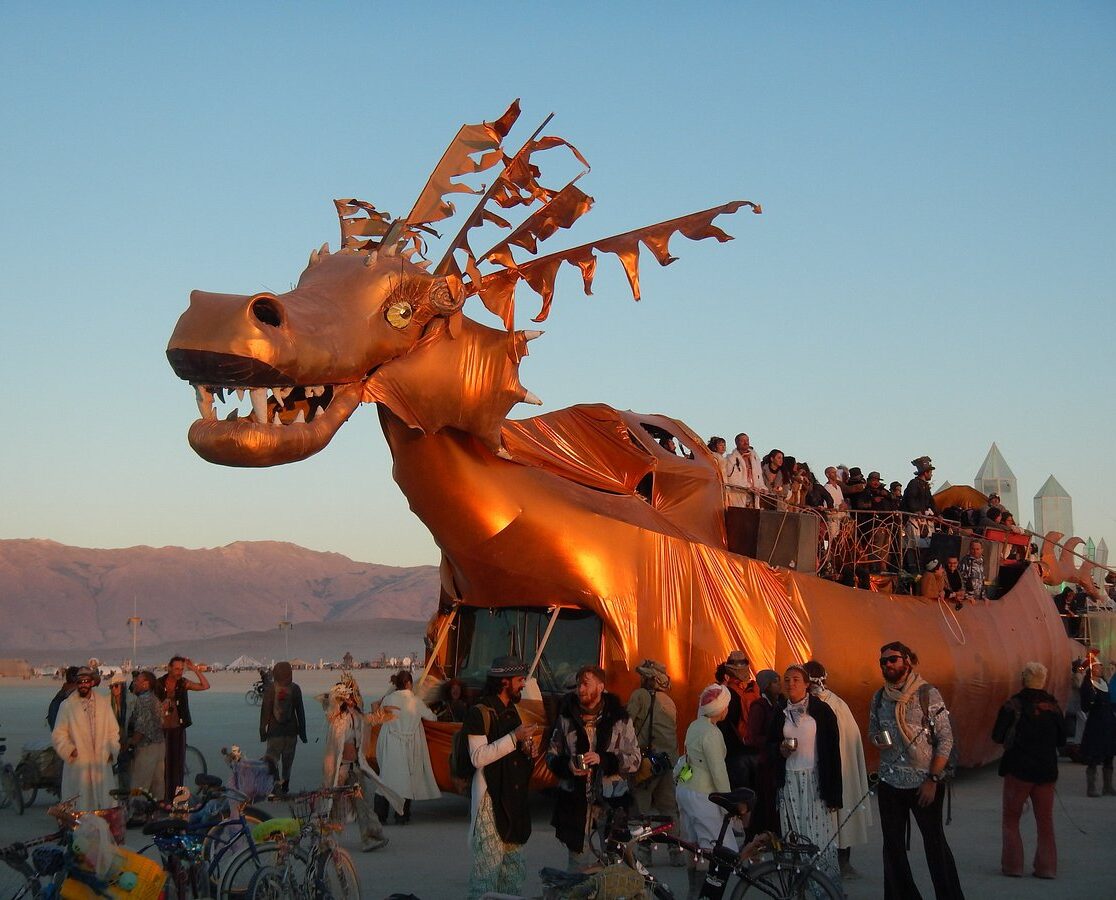 Hallaron muerto a un participante del festival Burning Man 